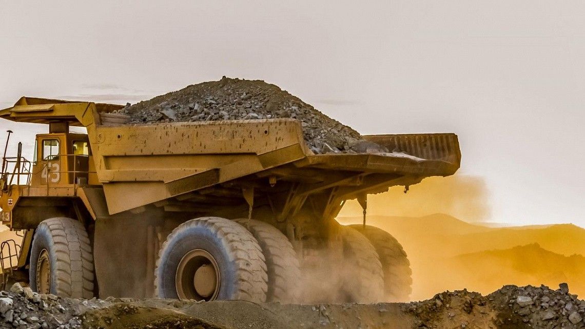 Водитель внедорожных автотранспортных средств категории AIII